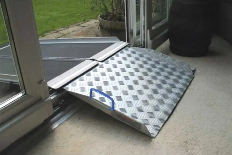 doorline multi threhold ramp in use image